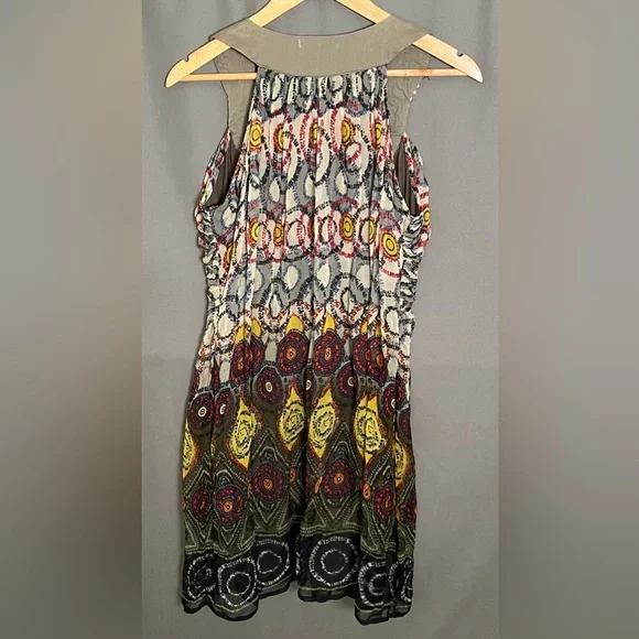 Alberto Makali M Multi Color Embellished V-Neck Sleeveless Dress - Picture 2 of 5